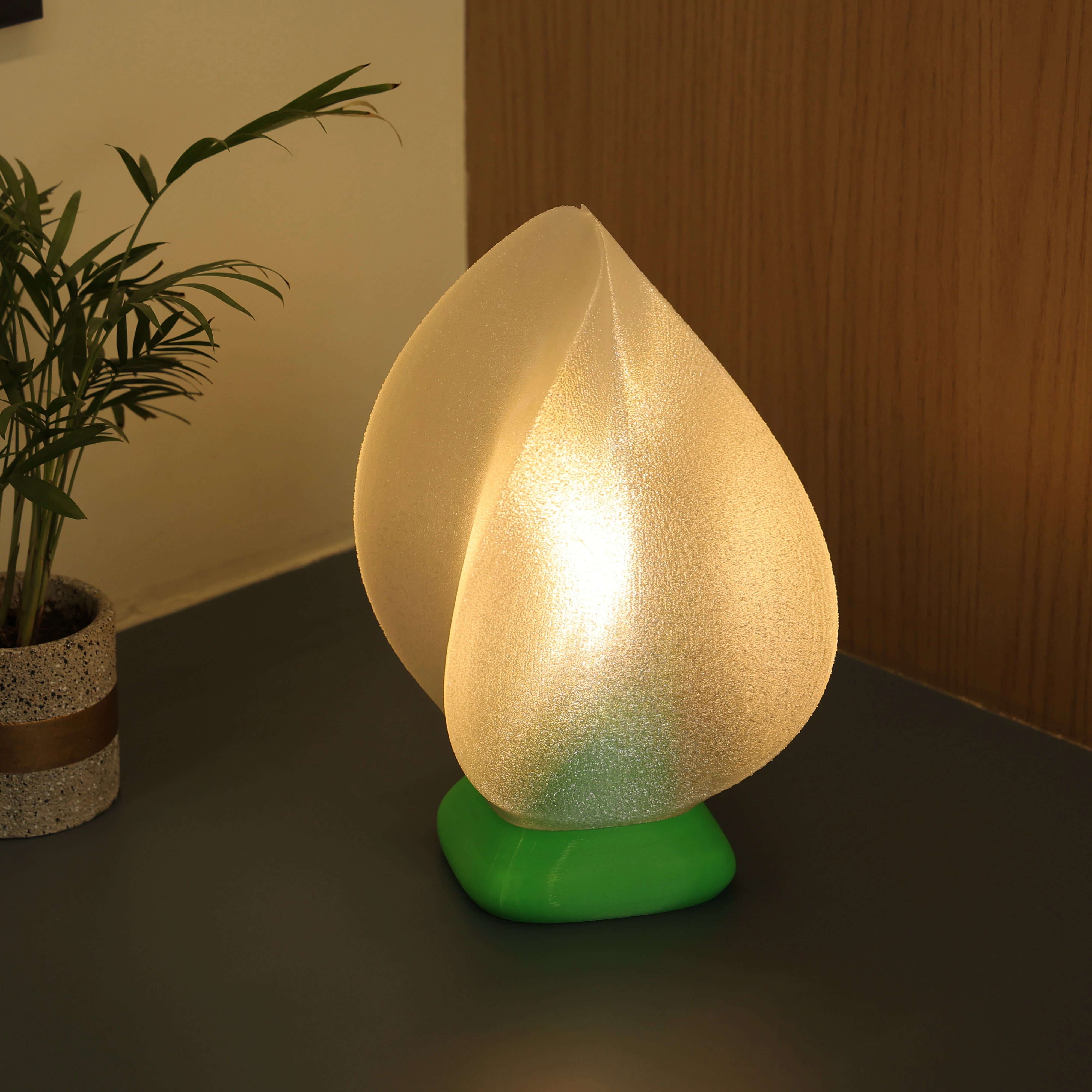MITRAYAA Designer Table Lamp - Etherea | Handcrafted Modern Decor for Living Room,  Bedroom & Meditation Corner | Elegant Sculpture for Stylish Home Interiors | Pack 1